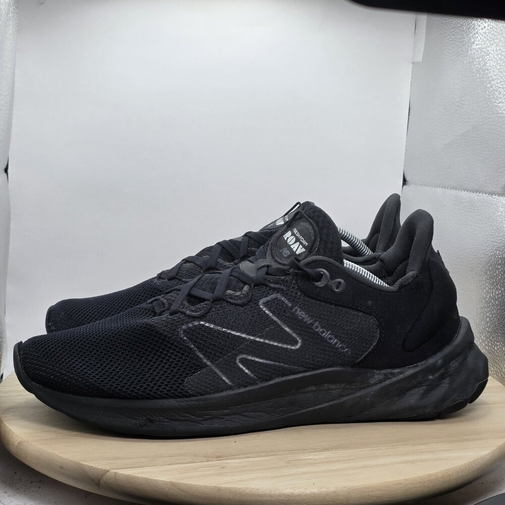 Mens Size 13 2E WIDE - New Balance Fresh Foam Athletic Shoes Black MROAVSK2‎